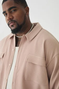 Store boohooMAN Plus Pleated Cargo Overshirt taupe