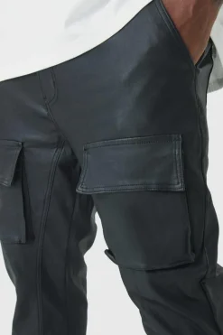 Fashion boohooMAN Plus PU Coated Stacked Flared Gusset Cargo Jeans black