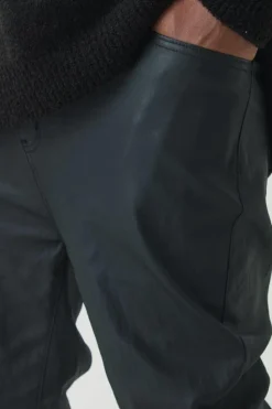 New boohooMAN Plus PU Coated Super Skinny Jeans black