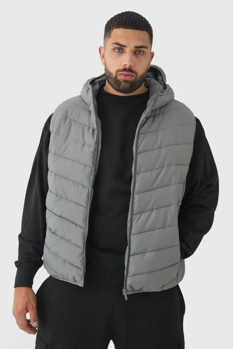 Best Sale boohooMAN Plus Quilted Zip Through Hooded Gilet In charcoal
