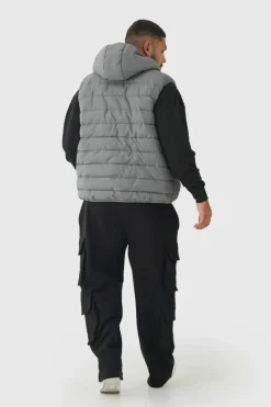 Best Sale boohooMAN Plus Quilted Zip Through Hooded Gilet In charcoal