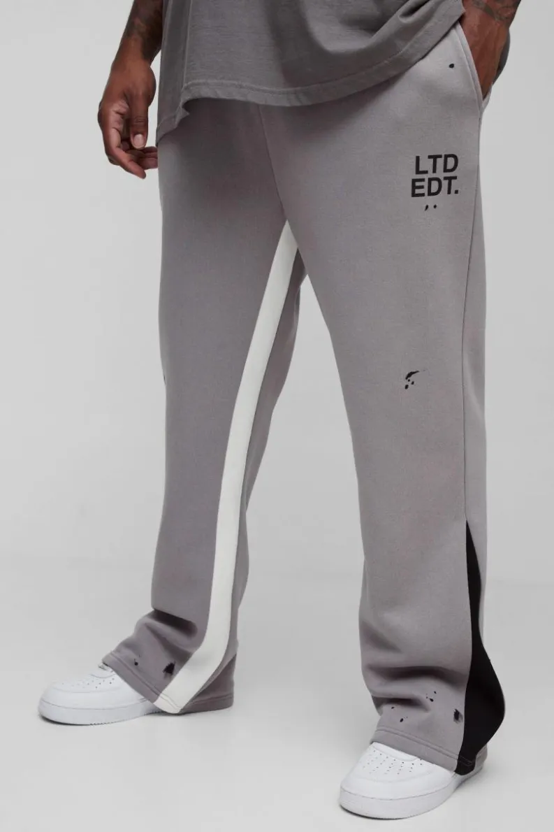 Best boohooMAN Plus Regular Fit Ltd Edt Paint Splatter Gusset Jogger grey