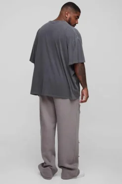 Cheap boohooMAN Plus Relaxed Cross Applique Jogger stone