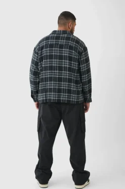 Flash Sale boohooMAN Plus Relaxed Fit Fixed Waist Cargo Trousers black