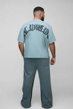 New boohooMAN Plus Relaxed Fit Flare Spray Wash Graphic Jogger slate