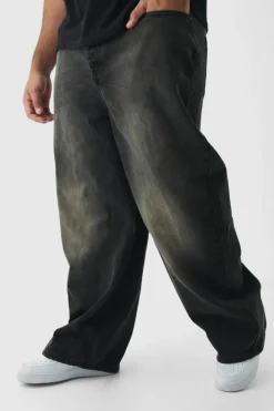 Best boohooMAN Plus Relaxed Fit Jeans brown