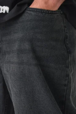 Cheap boohooMAN Plus Relaxed Rigid Jeans washed black
