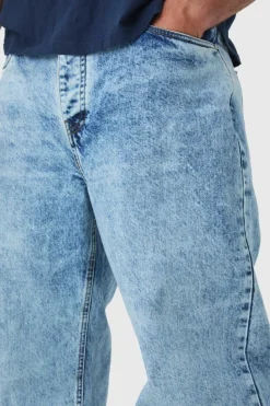 Cheap boohooMAN Plus Relaxed Rigid Jeans light blue