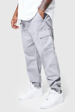 Best Sale boohooMAN Plus Slim Fit Cargo Trousers grey