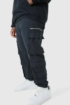 Outlet boohooMAN Plus Slim Fit Cuffed Cargo Trousers black