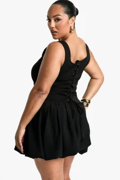 Hot boohoo Plus Square Neck Pleated Skater Dress black