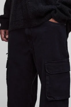 Fashion boohooMAN Plus Straight Fit Rip & Repair Popper Hem Cargo Jeans black