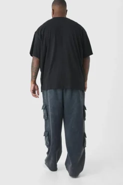 New boohooMAN Plus Stranger Things License Oversized T-Shirt black