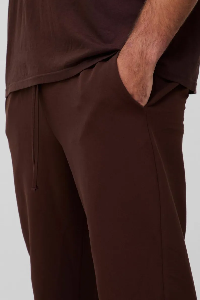 New boohooMAN Plus Stretch Woven Tapered Trousers chocolate