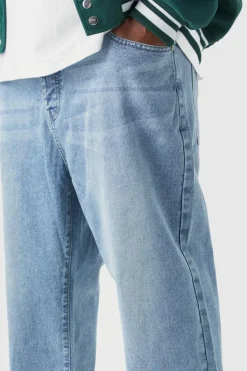 Online boohooMAN Plus Tapered Rigid Jeans light blue