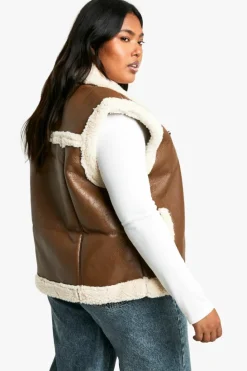 Best boohoo Plus Teddy Trim Faux Leather Gilet chocolate