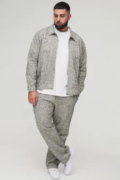 Hot boohooMAN Plus Textured Straight Fit Trousers natural