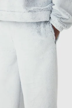 Fashion boohooMAN Plus Wide Leg Fluffy Two Tone Joggers grey
