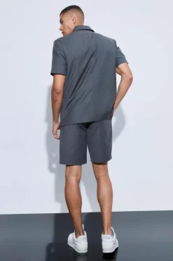 New boohooMAN Pocket Detail Tailored Shorts grey