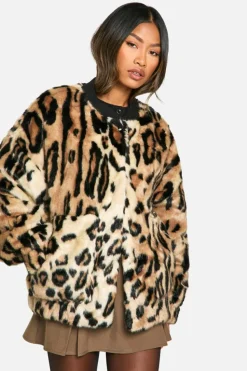 Discount boohoo Premium Faux Fur Bomber Jacket leopard