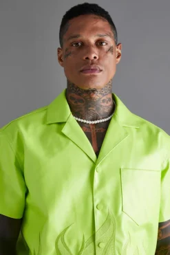 Fashion boohooMAN PU Short Sleeve Revere Boxy Applique Flame Shirt green
