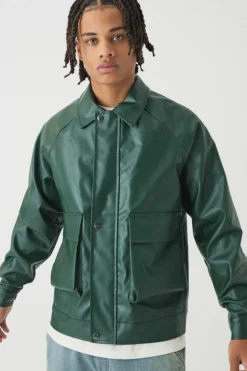 Store boohooMAN Raglan Sleeve PU Harrington Jacket In green