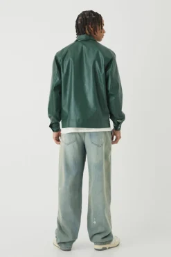 Store boohooMAN Raglan Sleeve PU Harrington Jacket In green