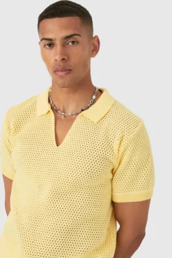 Best boohooMAN Regular Fit Open Stitch Revere Polo In yellow