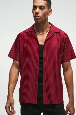 Store boohooMAN Regular Fit Revere Pleated Shirt burgundy