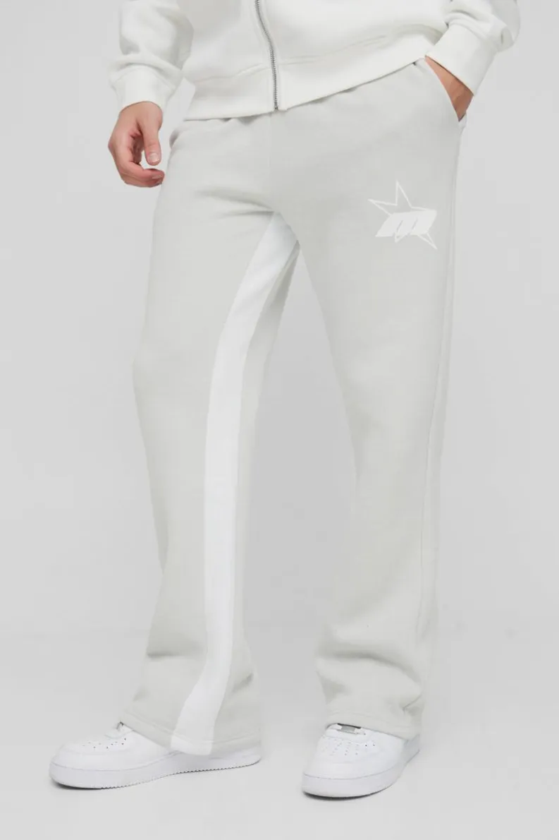 Outlet boohooMAN Regular M Star Gusset Jogger light grey