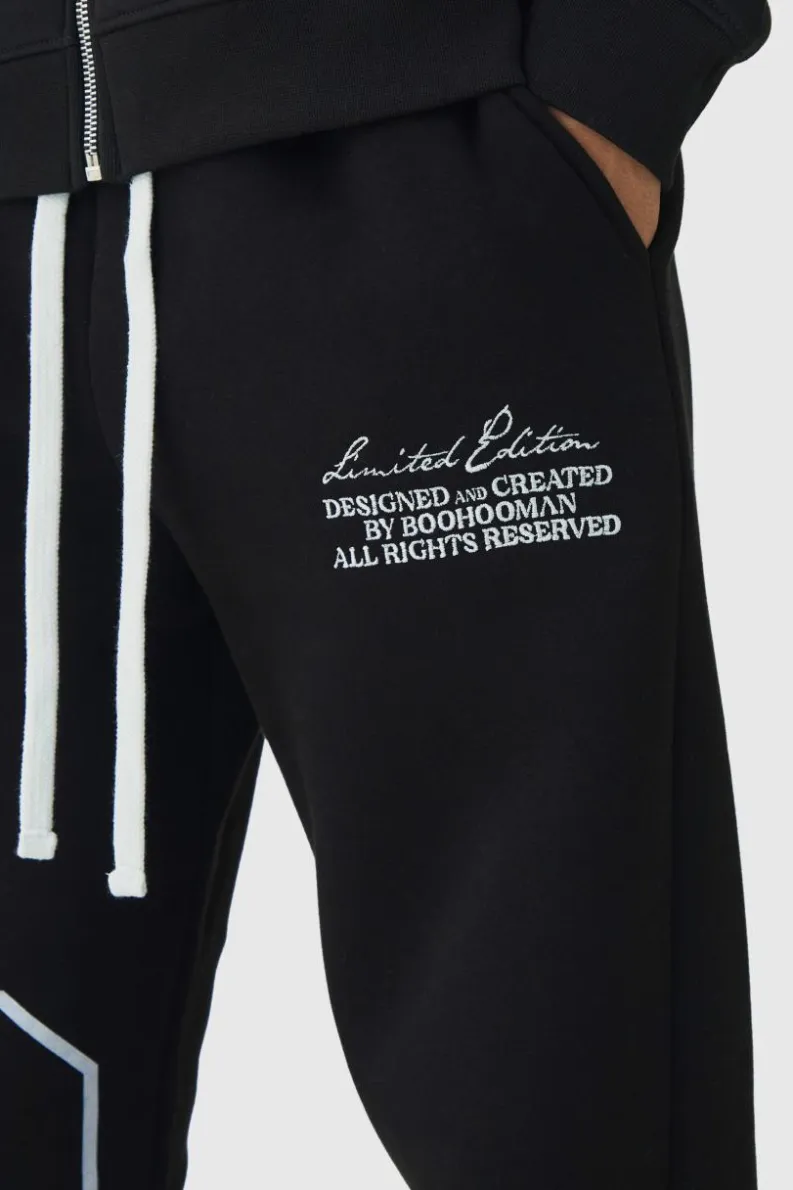 Fashion boohooMAN Regular Split Hem Varsity Printed Jogger black