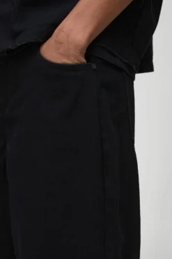 Hot boohooMAN Relaxed Barrel Fit Rigid Washed Jeans black