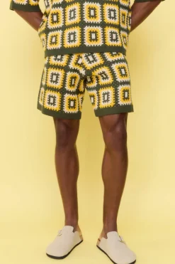 Fashion boohooMAN Relaxed Crochet Knit Short khaki