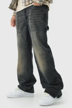 Store boohooMAN Relaxed Fit Carpenter Jeans With Split Hem brown