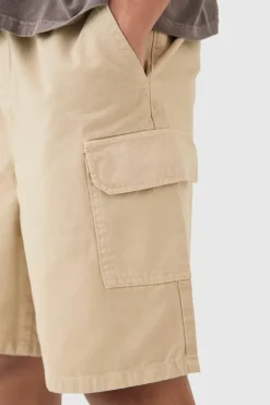 Store boohooMAN Relaxed Fit Elasticated Waist Cargo Shorts stone