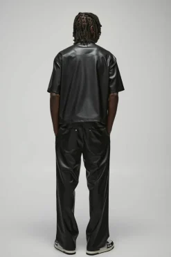 Outlet boohooMAN Relaxed Fit Fixed Waistband PU Worker Panel Trousers black