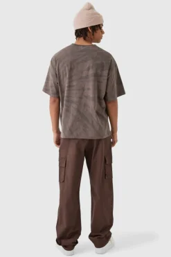 Sale boohooMAN Relaxed Fit Fixed Waist Woven Tab Cargo Trousers chocolate