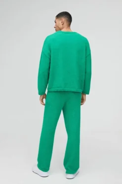 Best boohooMAN Relaxed Fit Fluffy Knitted Joggers green