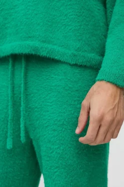 Best boohooMAN Relaxed Fit Fluffy Knitted Joggers green
