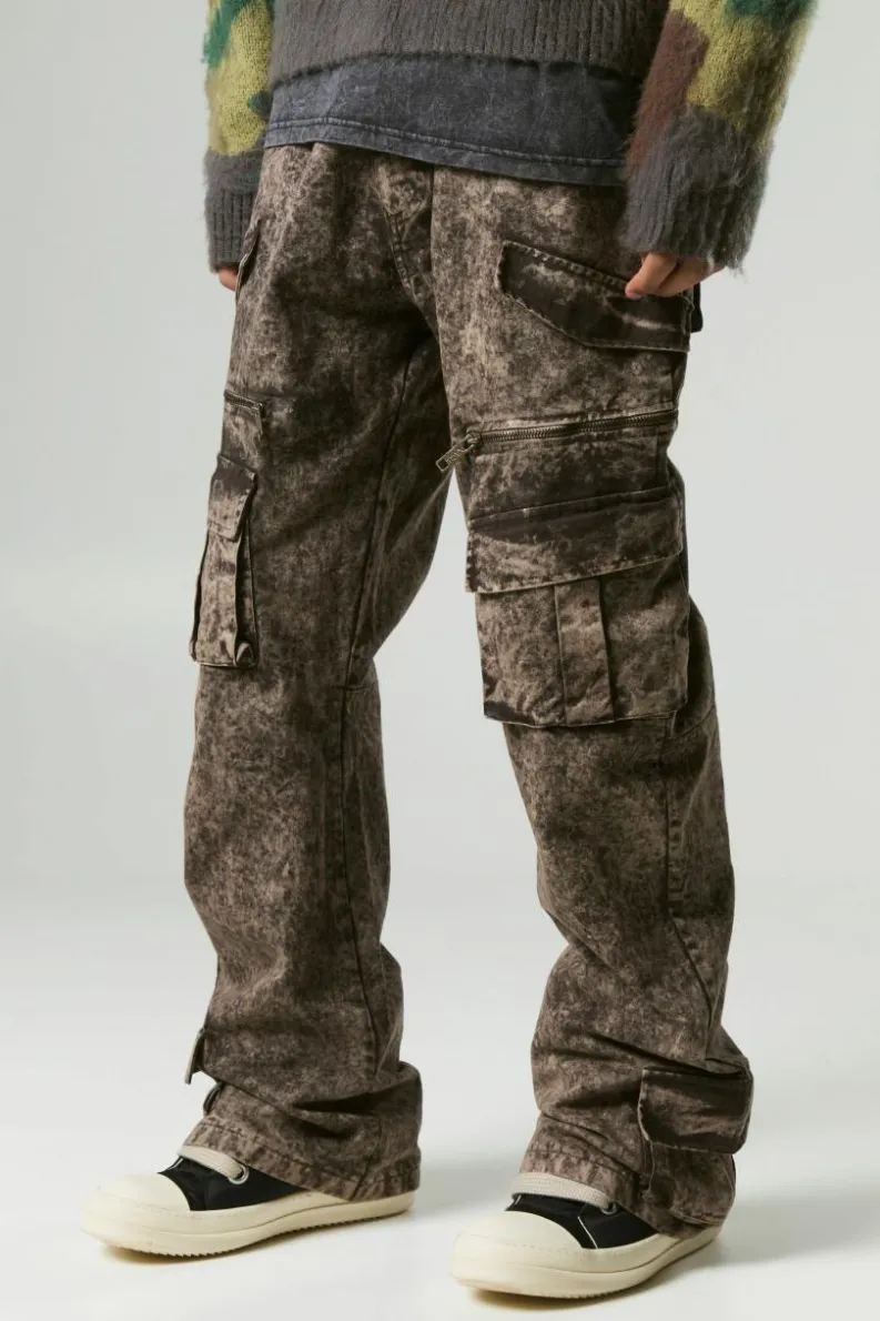 Discount boohooMAN Relaxed Flared Heavy Washed Cargo Trousers khaki
