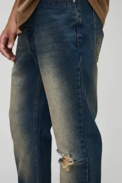 Hot boohooMAN Relaxed Flared Washed Ripped Knee Jeans vintage blue