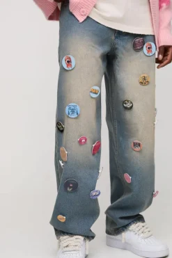 Online boohooMAN Relaxed Rigid Badge Detail Boxer Waistband Denim Jeans antique blue