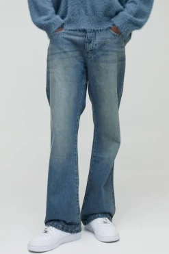 Online boohooMAN Relaxed Rigid Flare Jean vintage blue