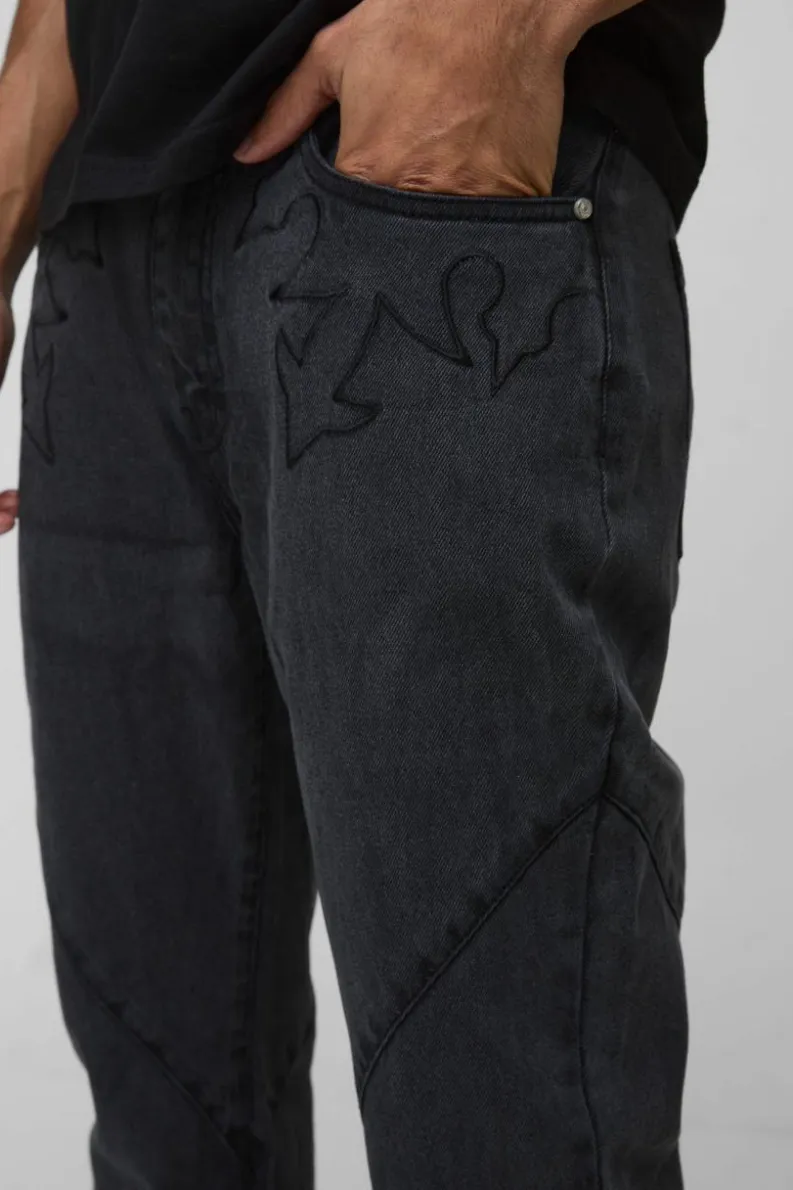 Outlet boohooMAN Relaxed Rigid Flare Western Embroidery Denim Jeans grey