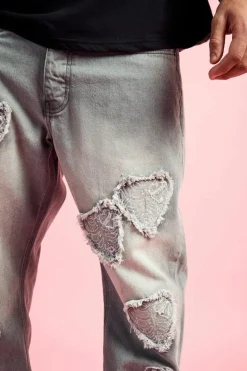 Best boohooMAN Relaxed Rigid Heart Applique Jean In light grey