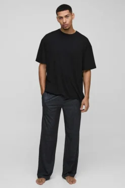 Outlet boohooMAN Relaxed Tonal Heart Lounge Set black