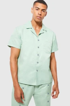 Discount boohooMAN Short Sleeve Boxy Revere Popper Shirt sage