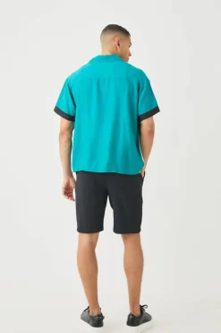 Fashion boohooMAN Short Sleeve Boxy Viscose Spliced Statue Shirt green