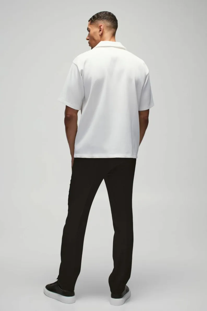 Outlet boohooMAN Short Sleeve Revere Oversized Pleated Shirt white