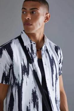 Sale boohooMAN Short Sleeve Slub Large Scale Abstract Shirt ecru